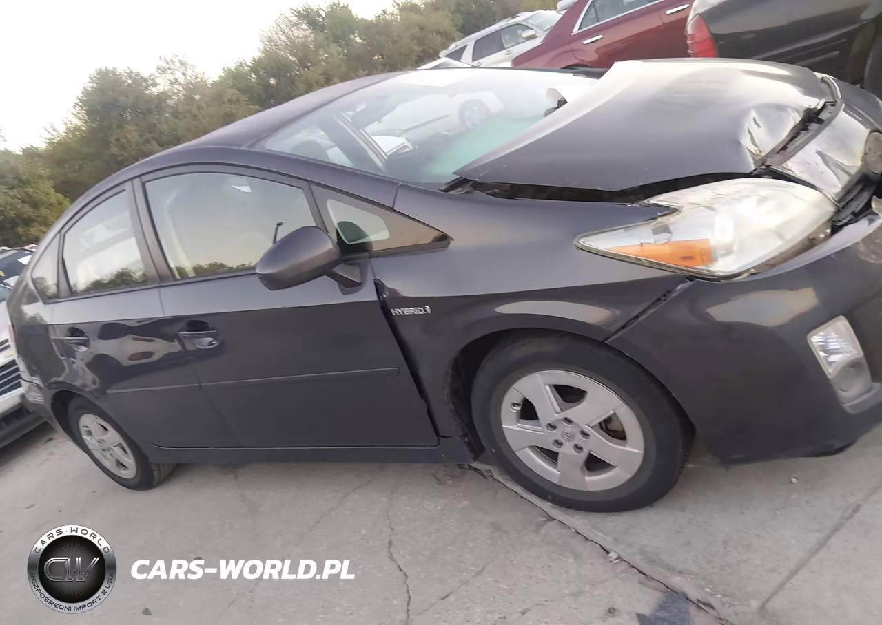2011 Toyota Prius Three VIN:JTDKN3DU3B1422057 - 13