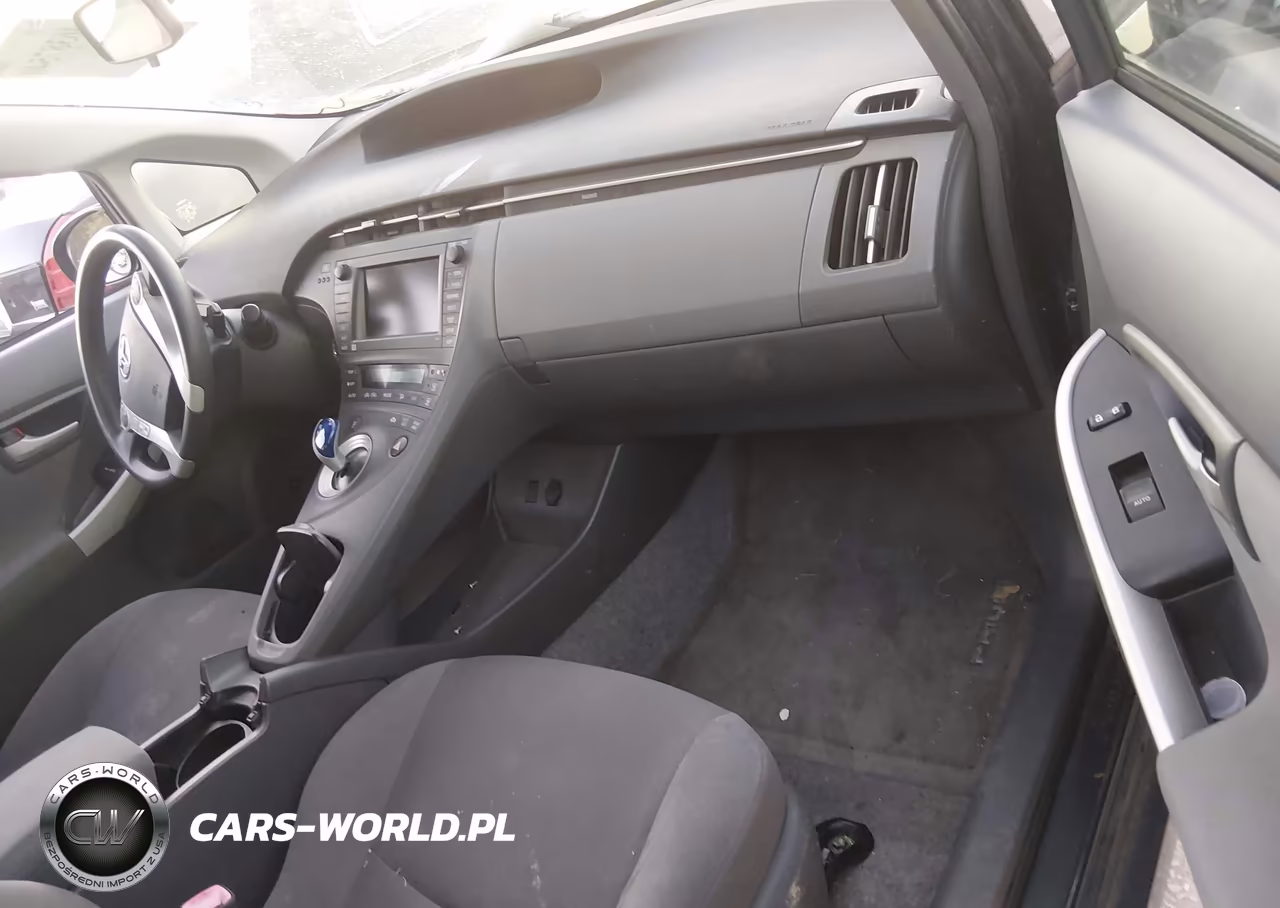 2011 Toyota Prius Three VIN:JTDKN3DU3B1422057 - 5