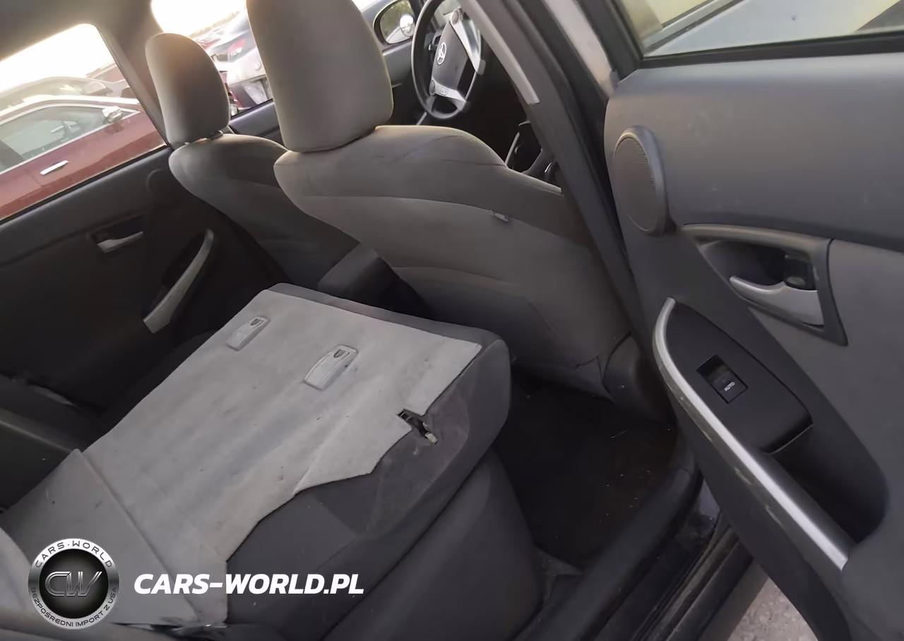 2011 Toyota Prius Three VIN:JTDKN3DU3B1422057 - 8