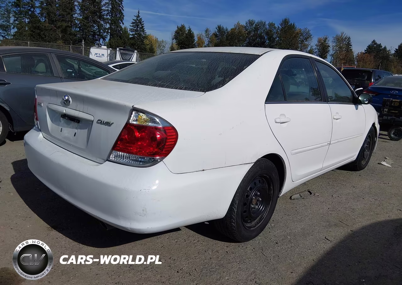 2005 Toyota Camry Se VIN:4T1BE32K75U545683 - 4