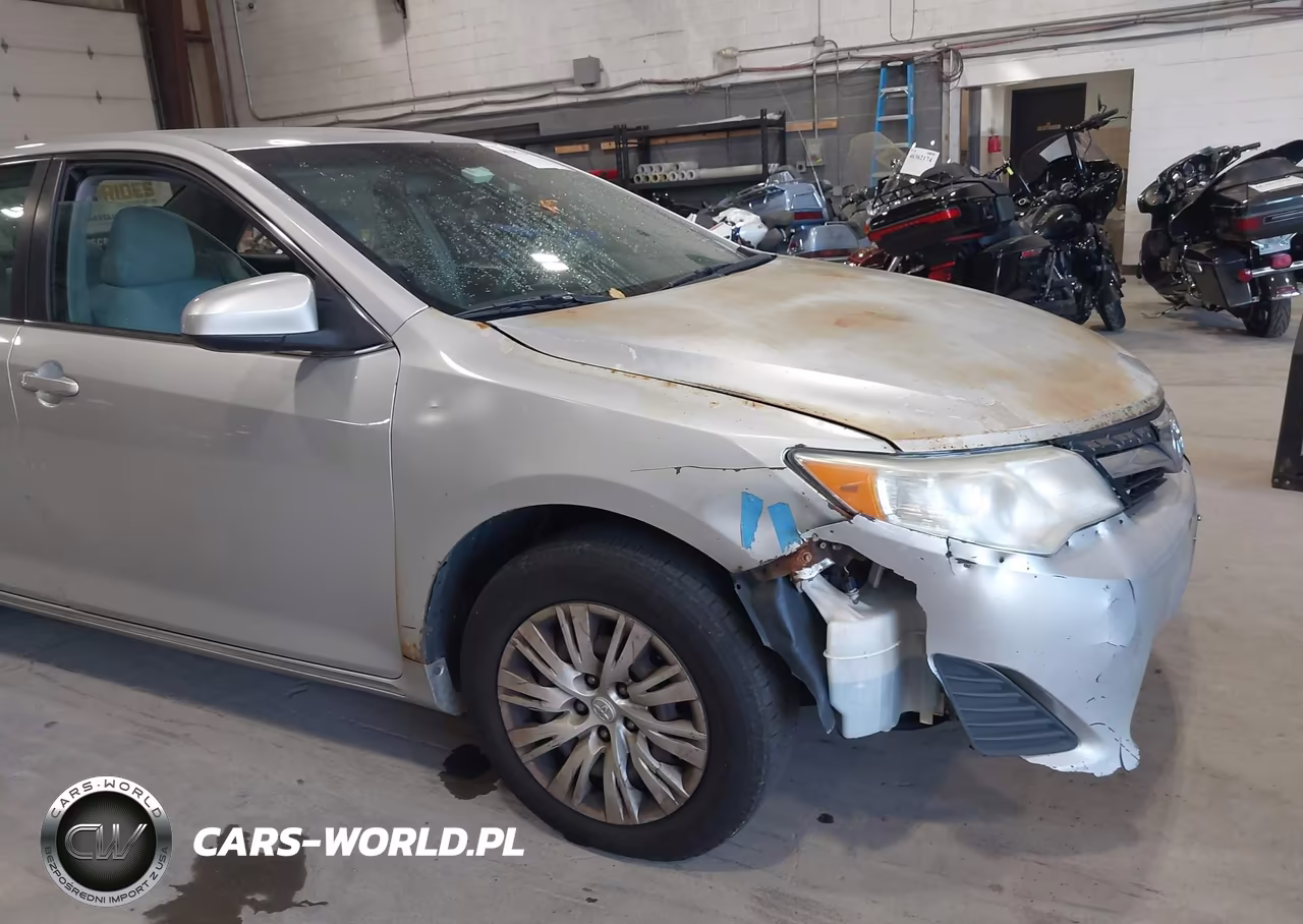 2012 Toyota Camry Le VIN:4T1BF1FK7CU103172 - 13