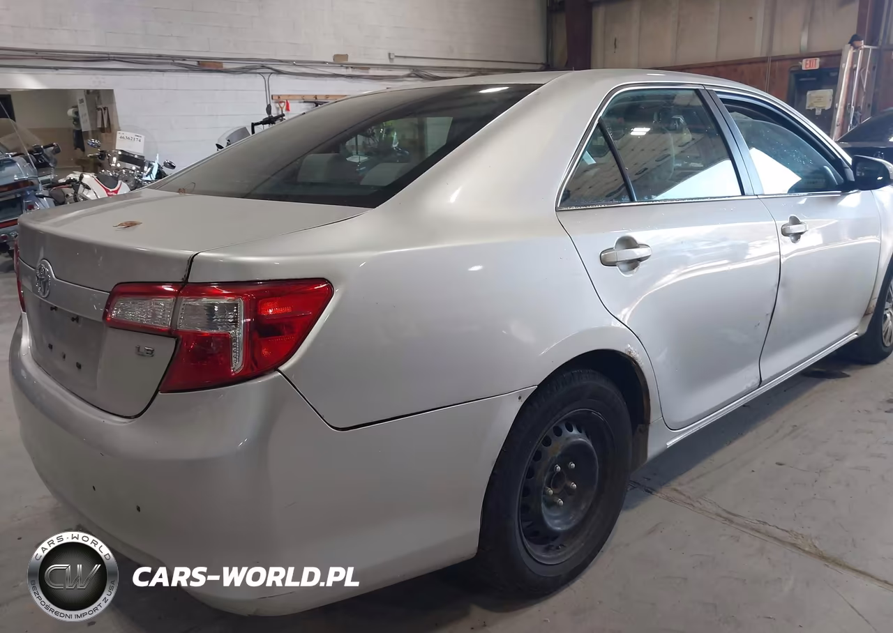 2012 Toyota Camry Le VIN:4T1BF1FK7CU103172 - 14