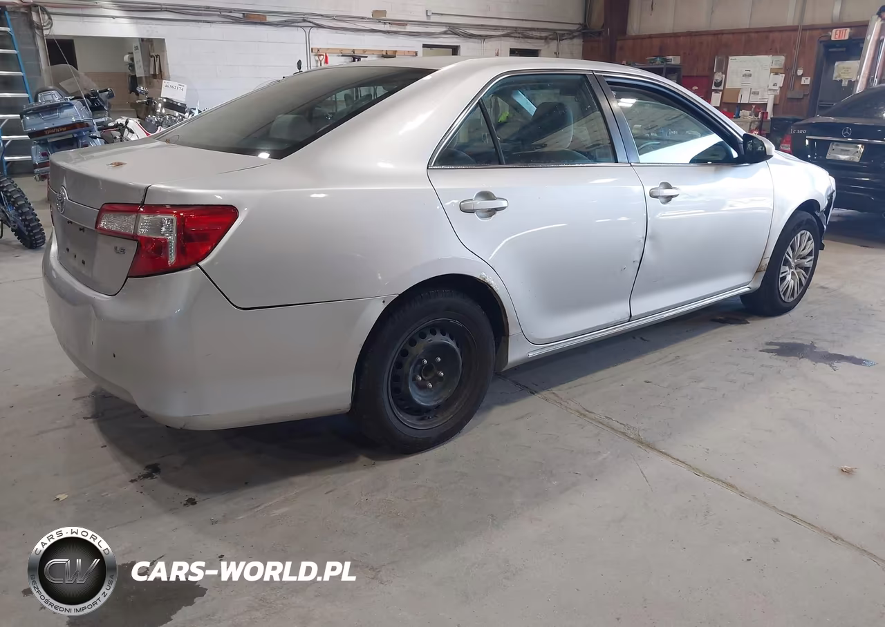 2012 Toyota Camry Le VIN:4T1BF1FK7CU103172 - 4