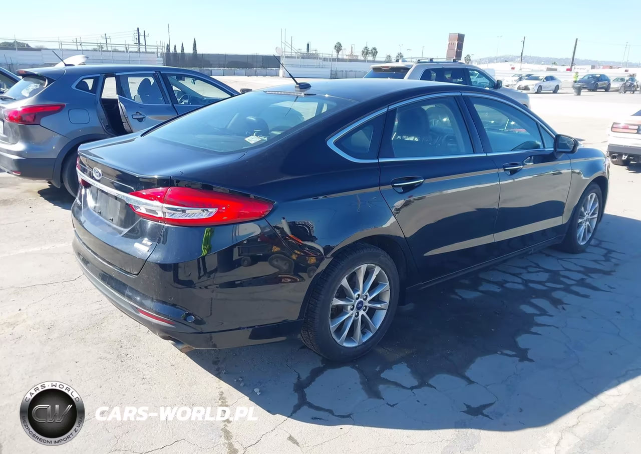 2017 Ford Fusion Se VIN:3FA6P0HD9HR202897 - 4