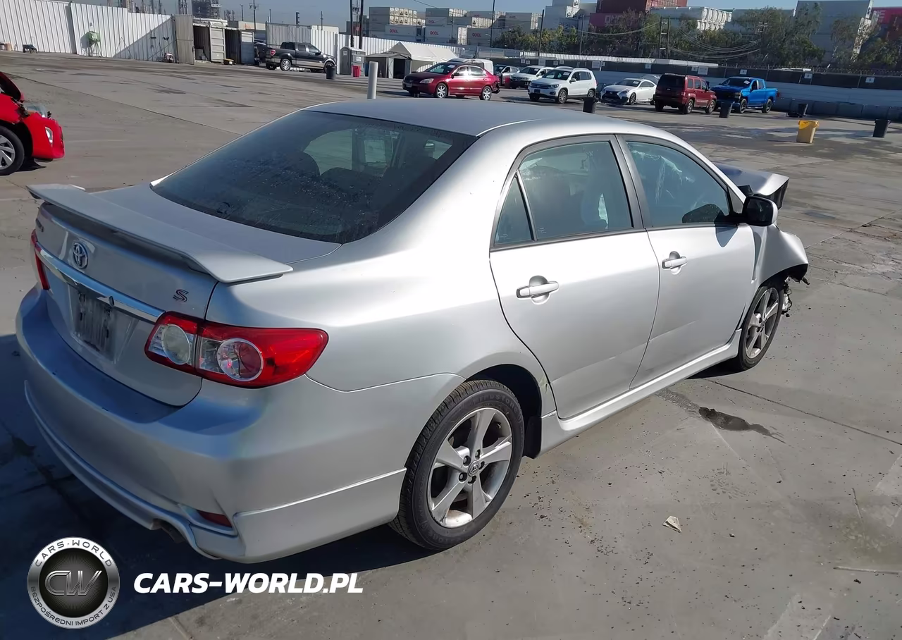 2013 Toyota Corolla S VIN:5YFBU4EE2DP187214 - 4