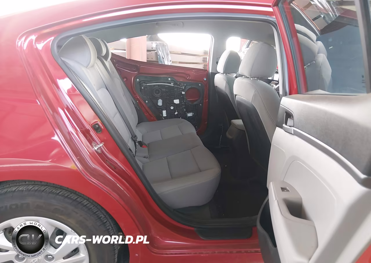 2018 Hyundai Elantra Se VIN:5NPD74LF2JH383674 - 8