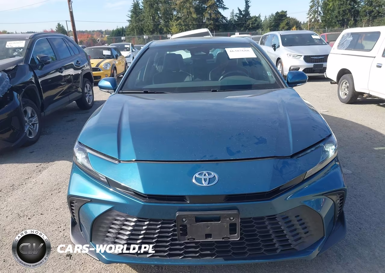 2026 Toyota Camry Se VIN:4T1DAACK1TU264743 - 12