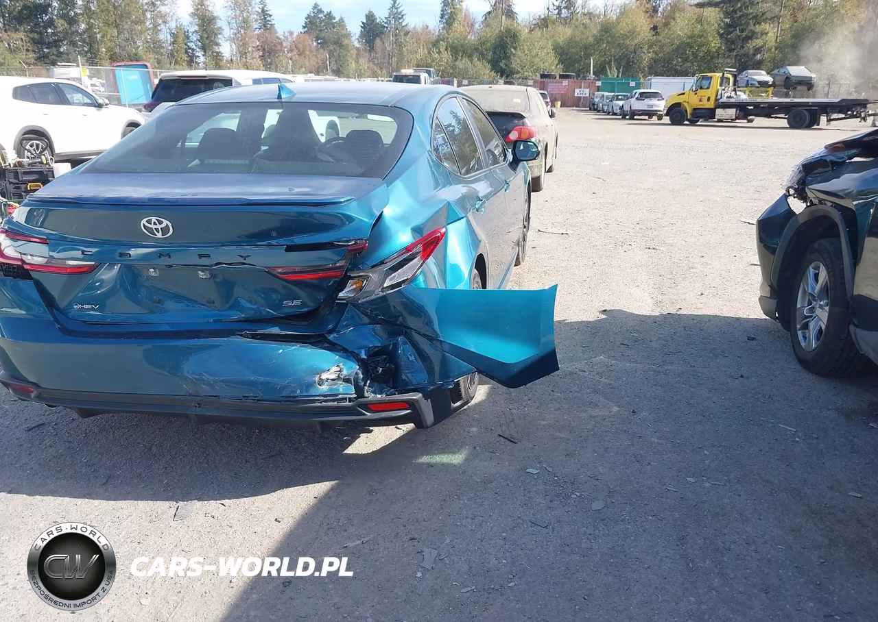 2026 Toyota Camry Se VIN:4T1DAACK1TU264743 - 4