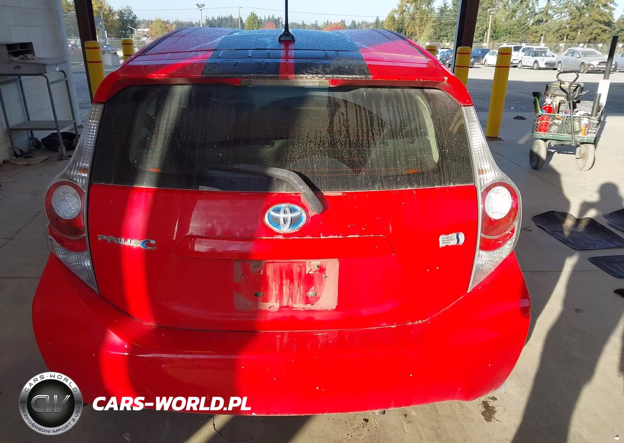 2012 Toyota Prius C Three VIN:JTDKDTB37C1520314 - 17