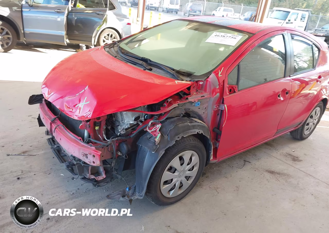 2012 Toyota Prius C Three VIN:JTDKDTB37C1520314 - 2