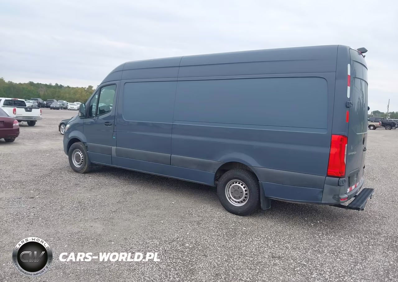 2019 Mercedes-Benz Sprinter 2500 High Roof V6 VIN:WD4PF1CD5KP137016 - 3