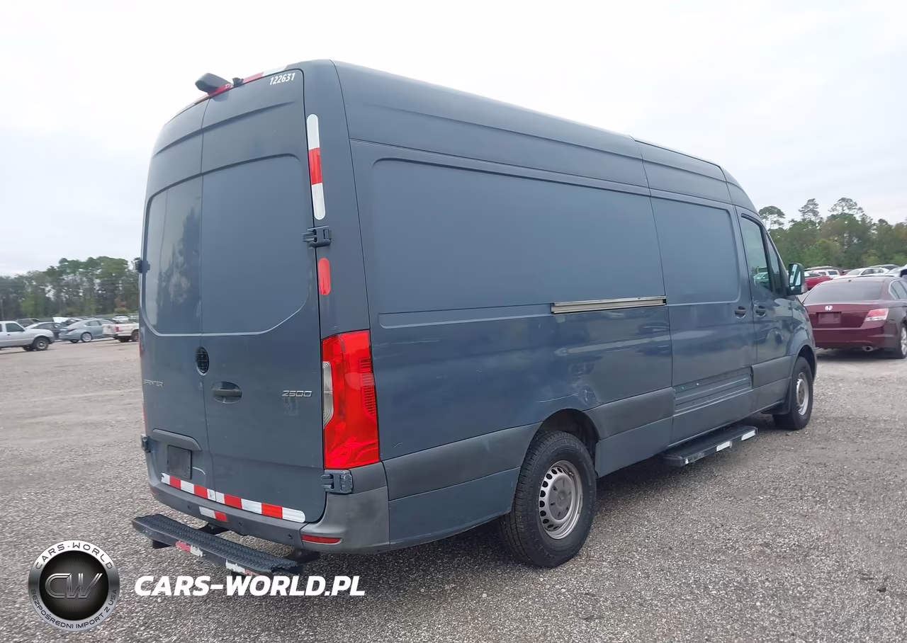 2019 Mercedes-Benz Sprinter 2500 High Roof V6 VIN:WD4PF1CD5KP137016 - 4