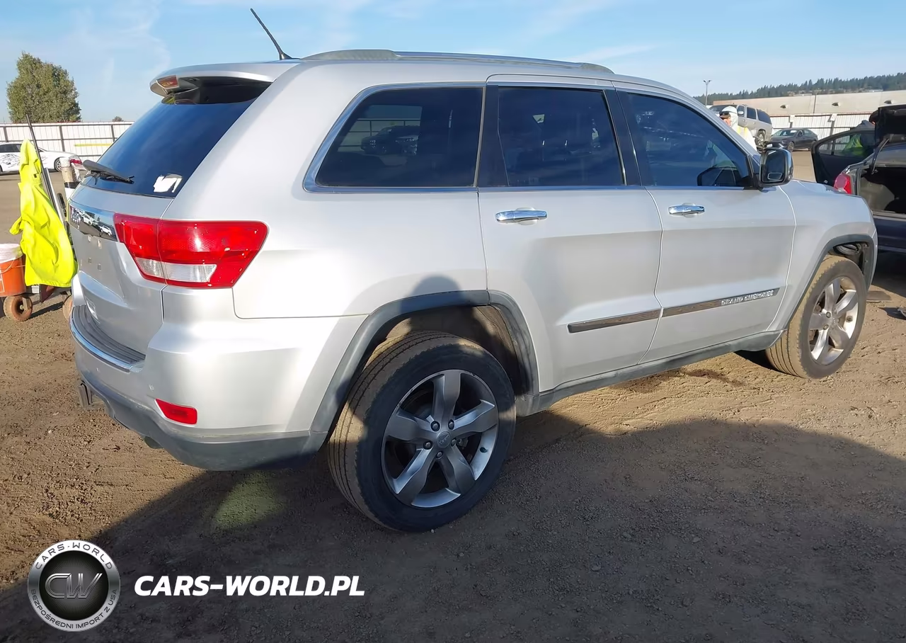2011 Jeep Grand Cherokee Limited VIN:1J4RR5GT6BC526302 - 4