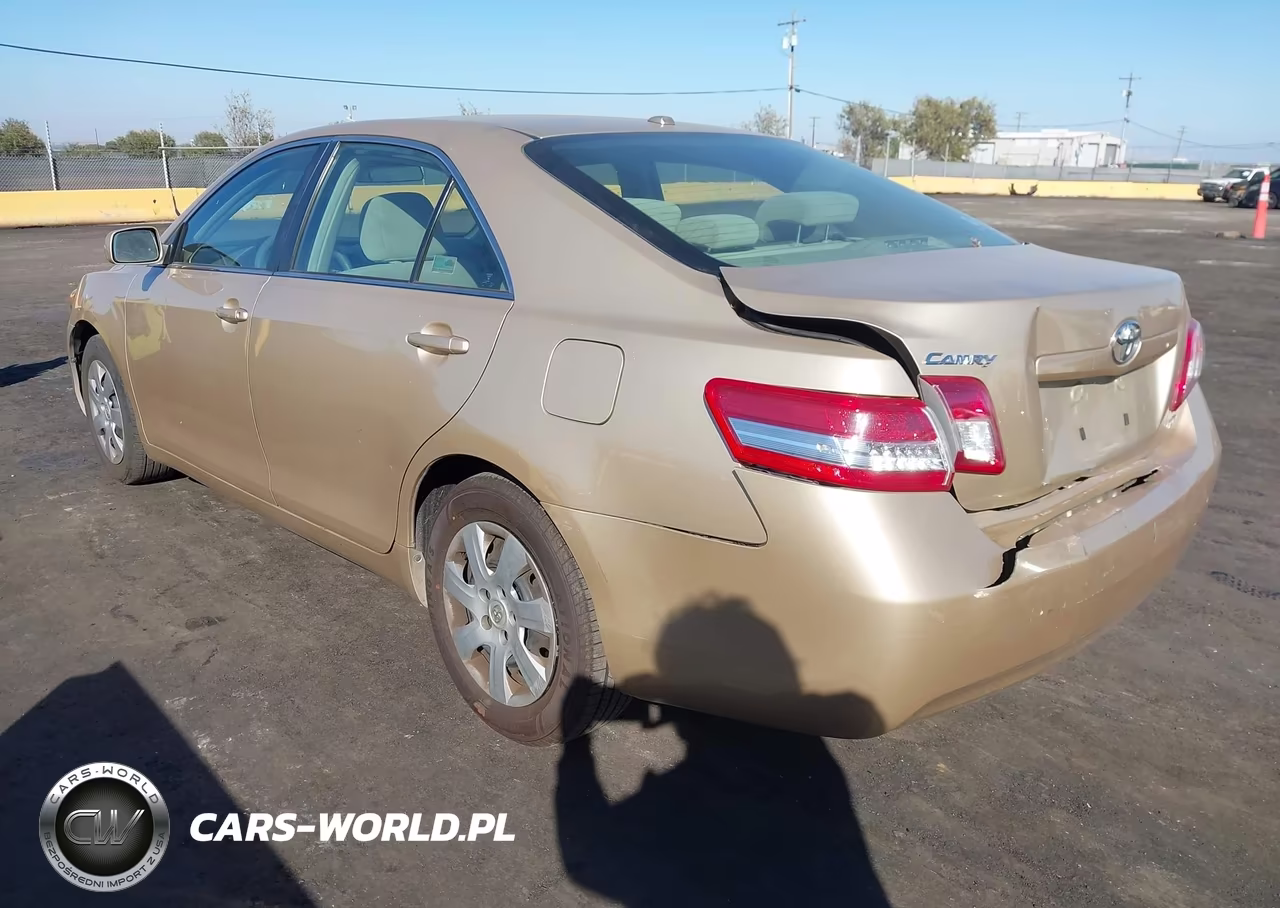 2011 Toyota Camry Le VIN:4T4BF3EK2BR114842 - 3