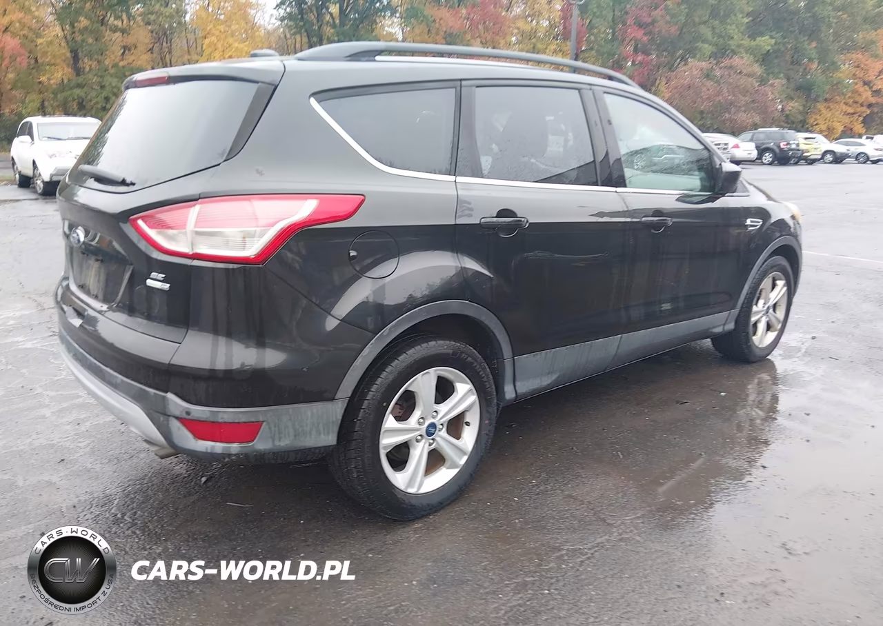 2015 Ford Escape Se VIN:1FMCU9GX5FUA21397 - 4