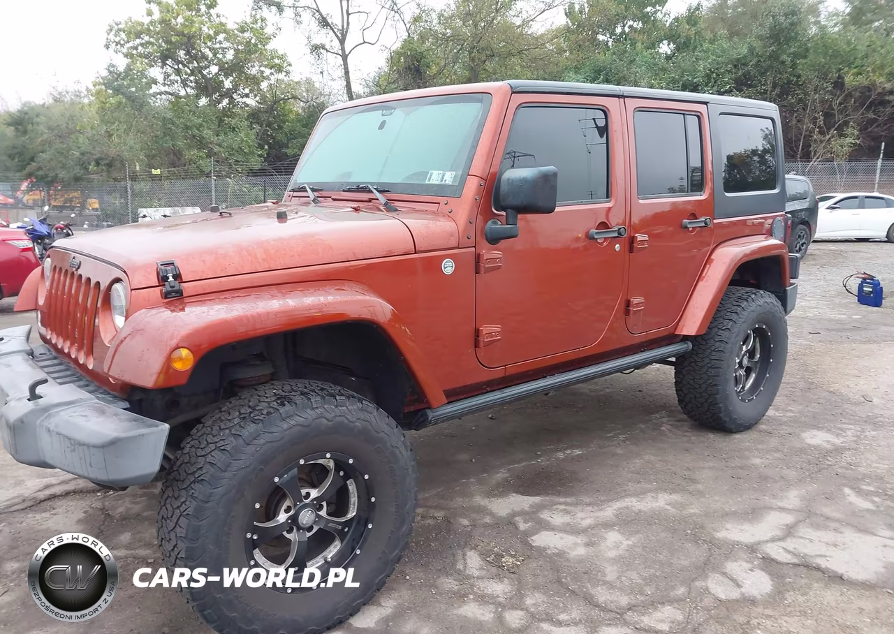 2014 Jeep Wrangler Unlimited Sahara VIN:1C4HJWEG9EL231252 - 6