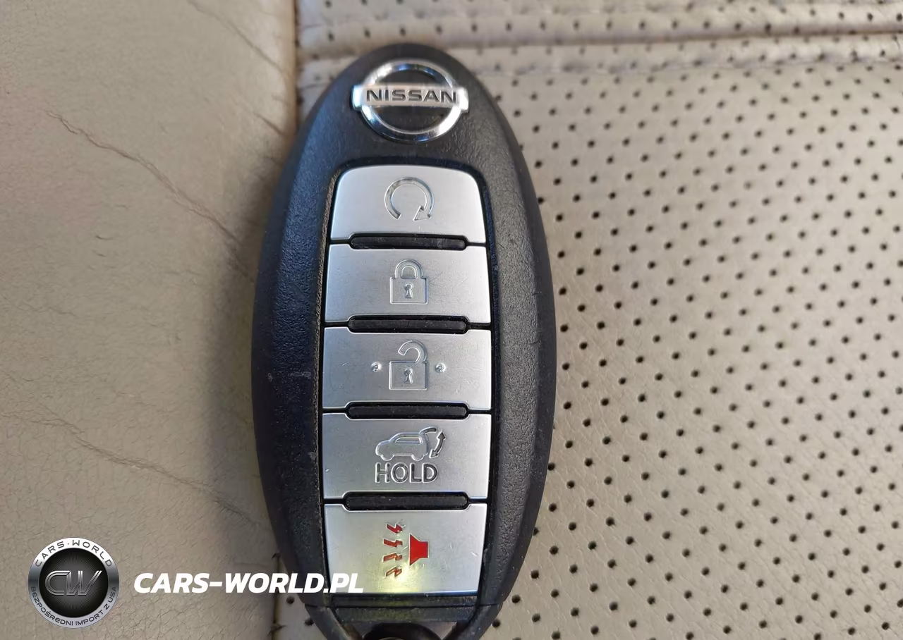 2014 Nissan Pathfinder Hybrid Platinum VIN:5N1CR2MM3EC652883 - 11