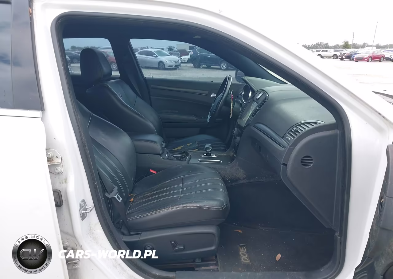 2014 Chrysler 300 300S VIN:2C3CCABG0EH168040 - 5