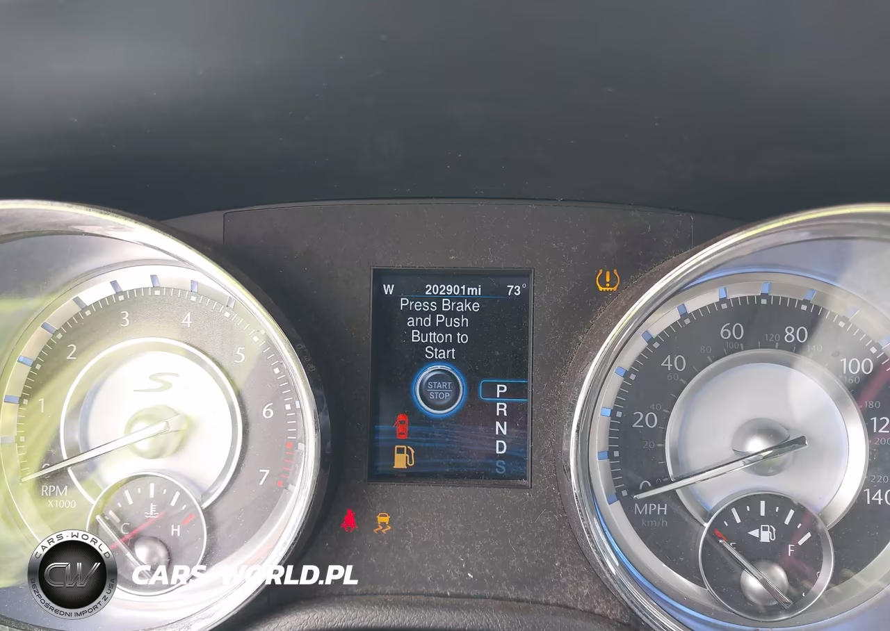 2014 Chrysler 300 300S VIN:2C3CCABG0EH168040 - 7