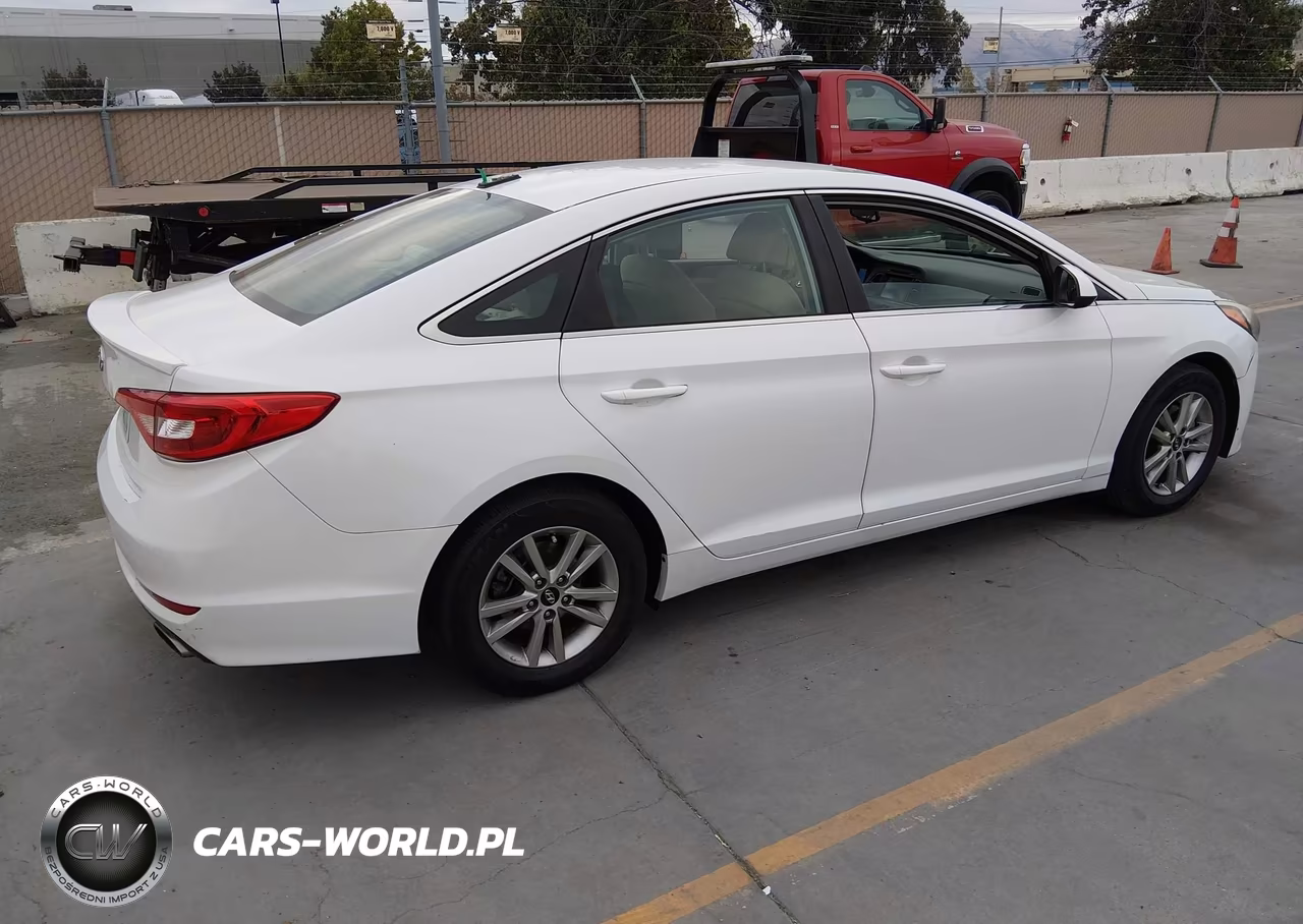 2016 Hyundai Sonata Se VIN:5NPE24AFXGH279593 - 4