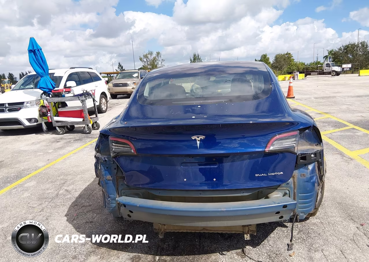 2018 Tesla Model 3 Long Range-Performance VIN:5YJ3E1EB5JF130597 - 17