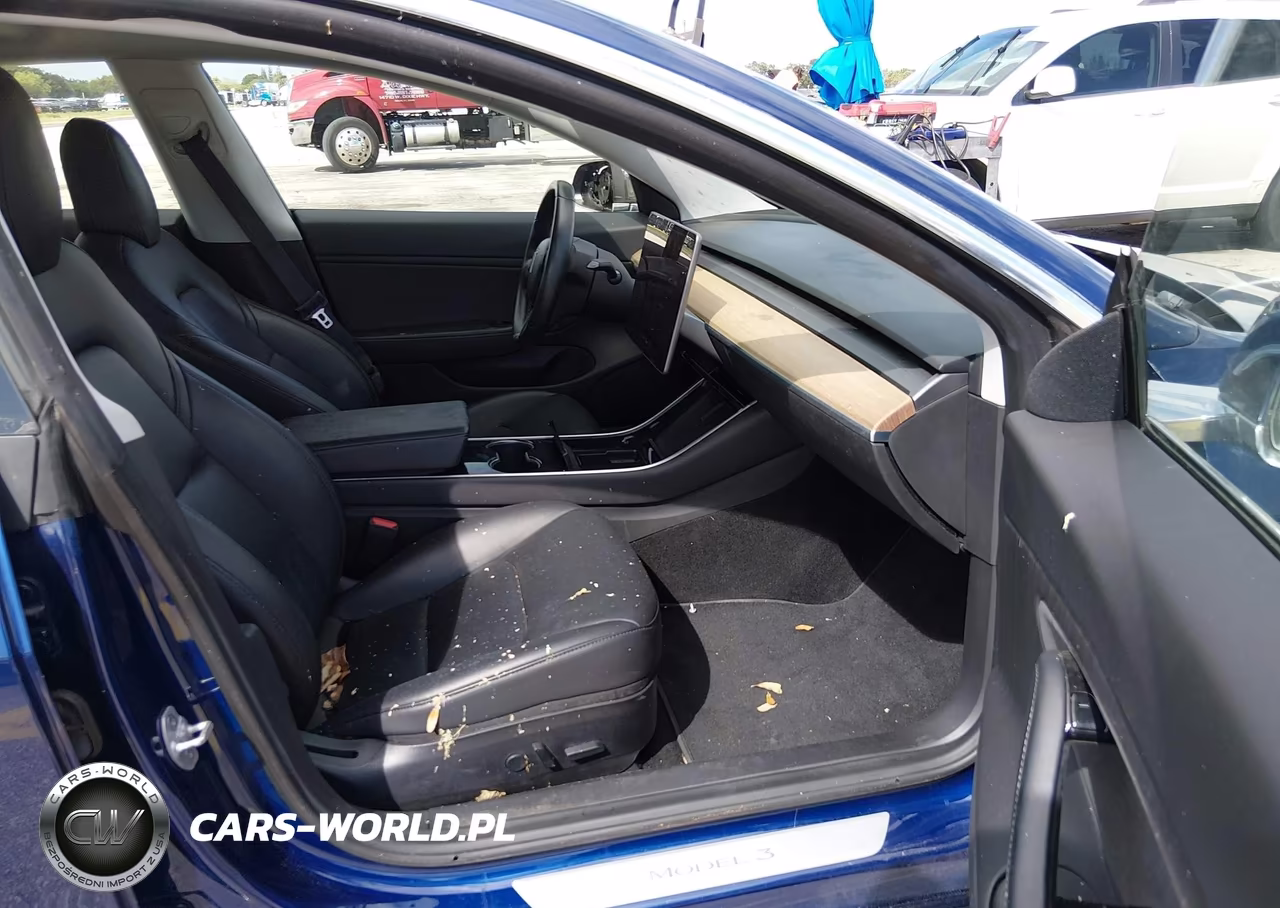 2018 Tesla Model 3 Long Range-Performance VIN:5YJ3E1EB5JF130597 - 5
