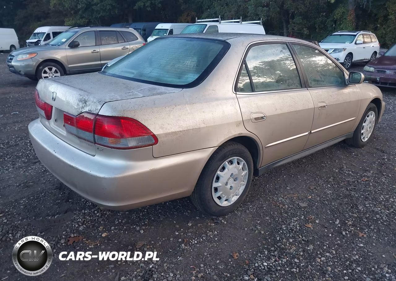 2001 Honda Accord VIN:1HGCG66551A066880 - 4