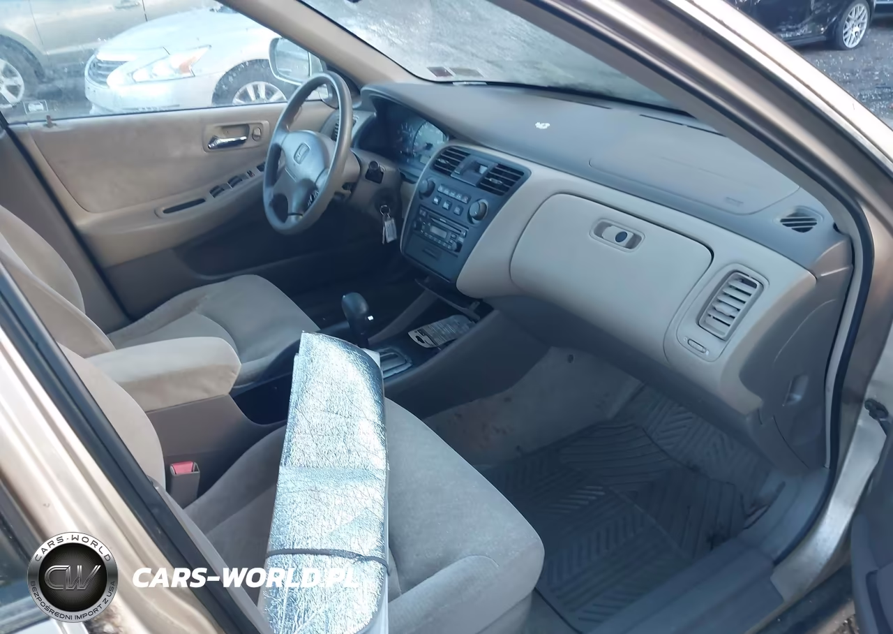 2001 Honda Accord VIN:1HGCG66551A066880 - 5