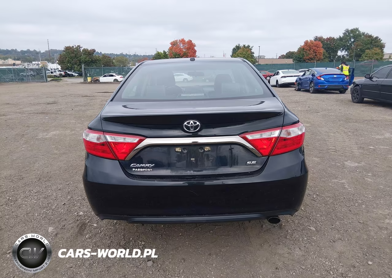 2017 Toyota Camry Se VIN:4T1BF1FK2HU384272 - 16