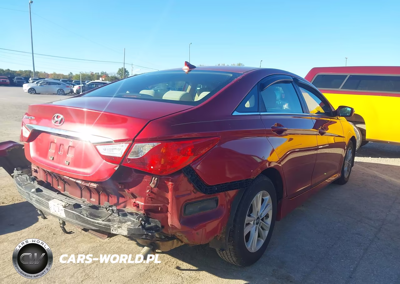 2014 Hyundai Sonata Gls VIN:5NPEB4AC5EH946346 - 4