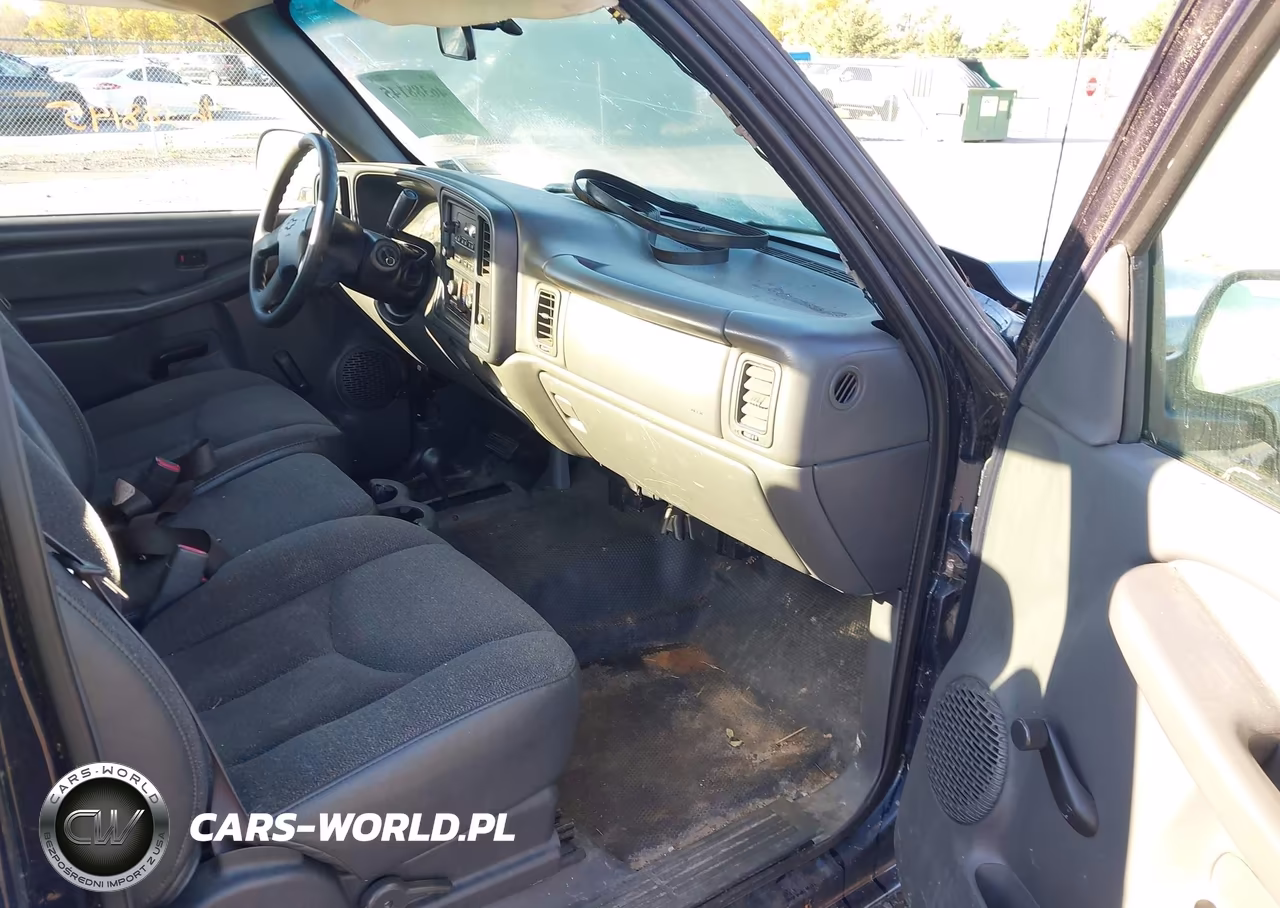 2005 Chevrolet Silverado 2500Hd Work Truck VIN:1GCHK24U15E320718 - 5