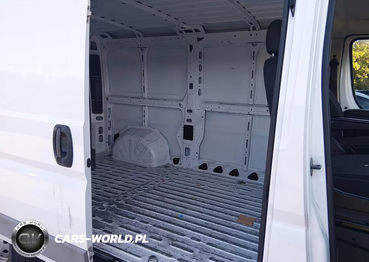 2018 Ram Promaster 1500 Low Roof 136 Wb VIN:3C6TRVAG4JE153248 - 8