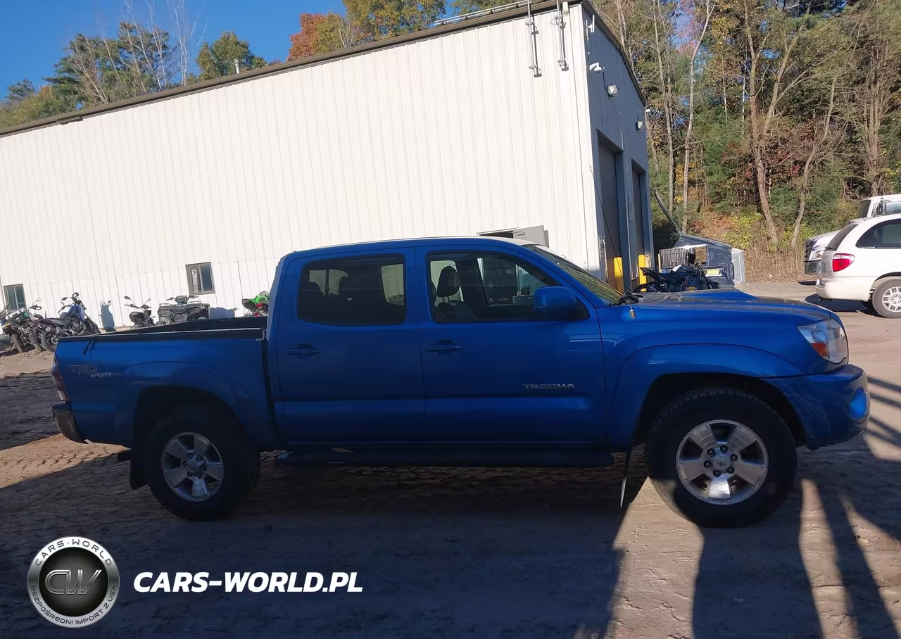 2011 Toyota Tacoma Base V6 VIN:3TMLU4EN7BM071354 - 12