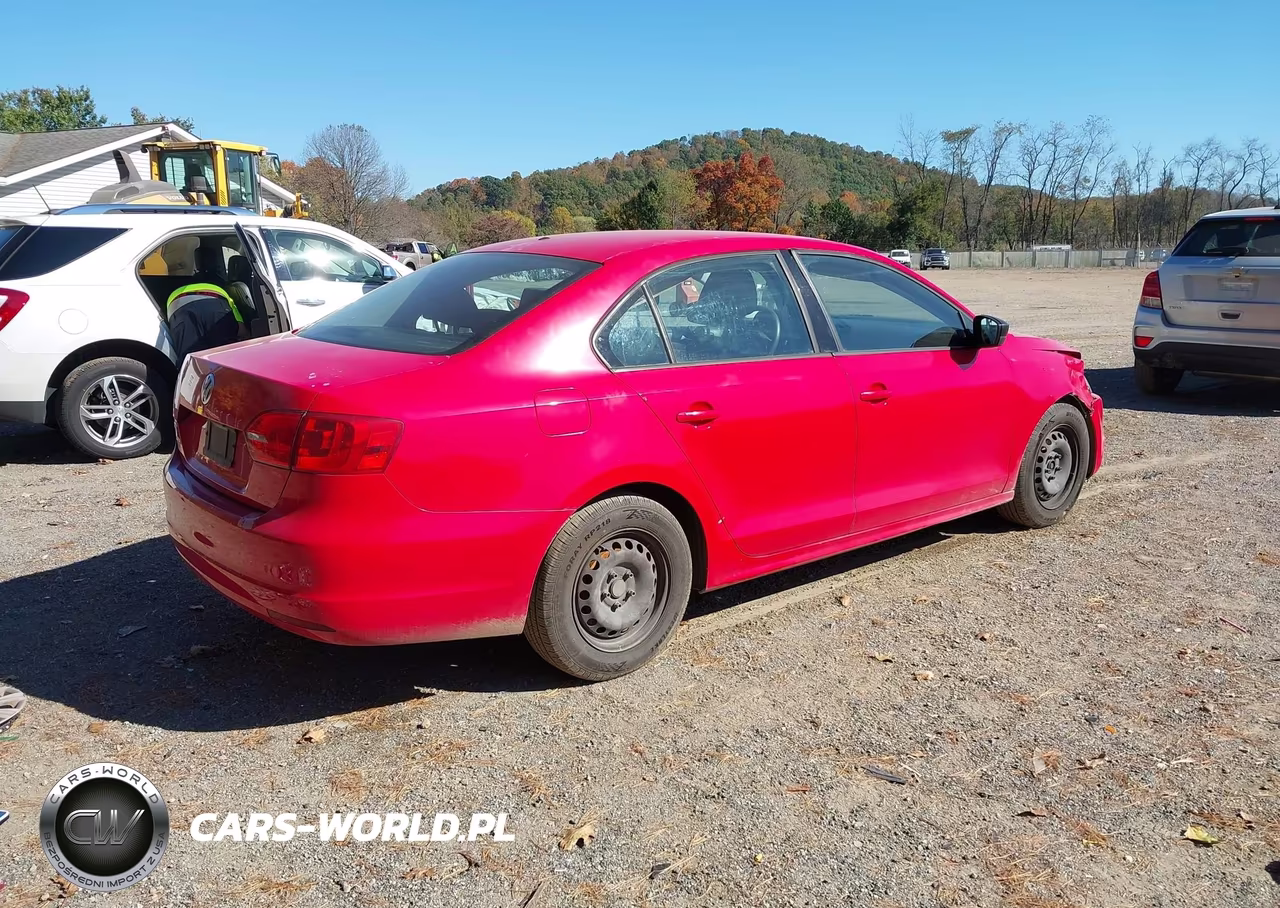 2011 Volkswagen Jetta 2.0L S VIN:3VW2K7AJ7BM375500 - 4