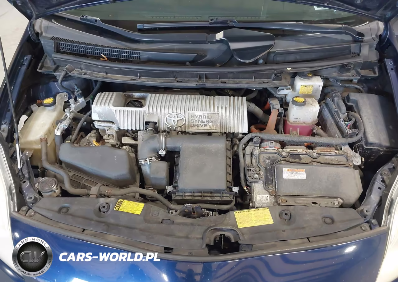 2013 Toyota Prius Two VIN:JTDKN3DU9D1686662 - 10