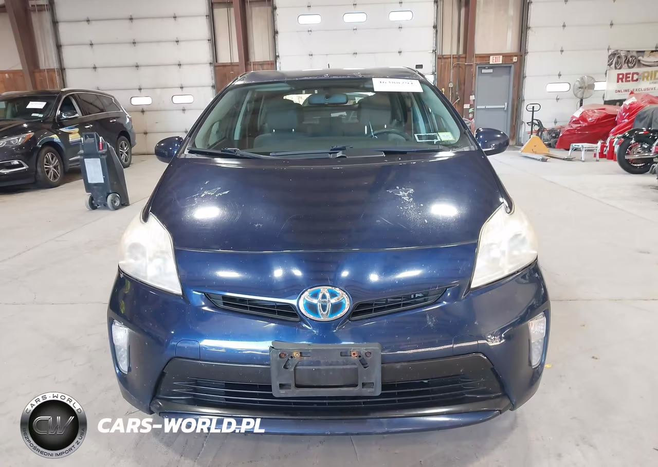 2013 Toyota Prius Two VIN:JTDKN3DU9D1686662 - 12