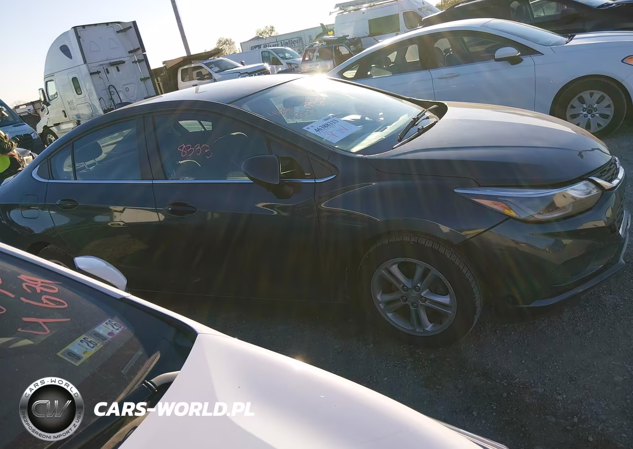 2018 Chevrolet Cruze Lt Auto VIN:1G1BE5SM4J7206737 - 13