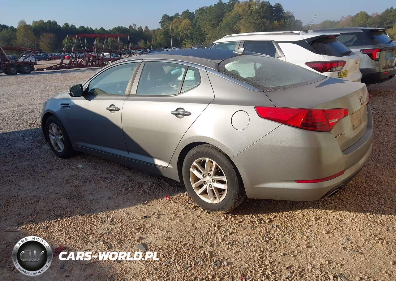 2013 Kia Optima Lx VIN:5XXGM4A75DG227484 - 3