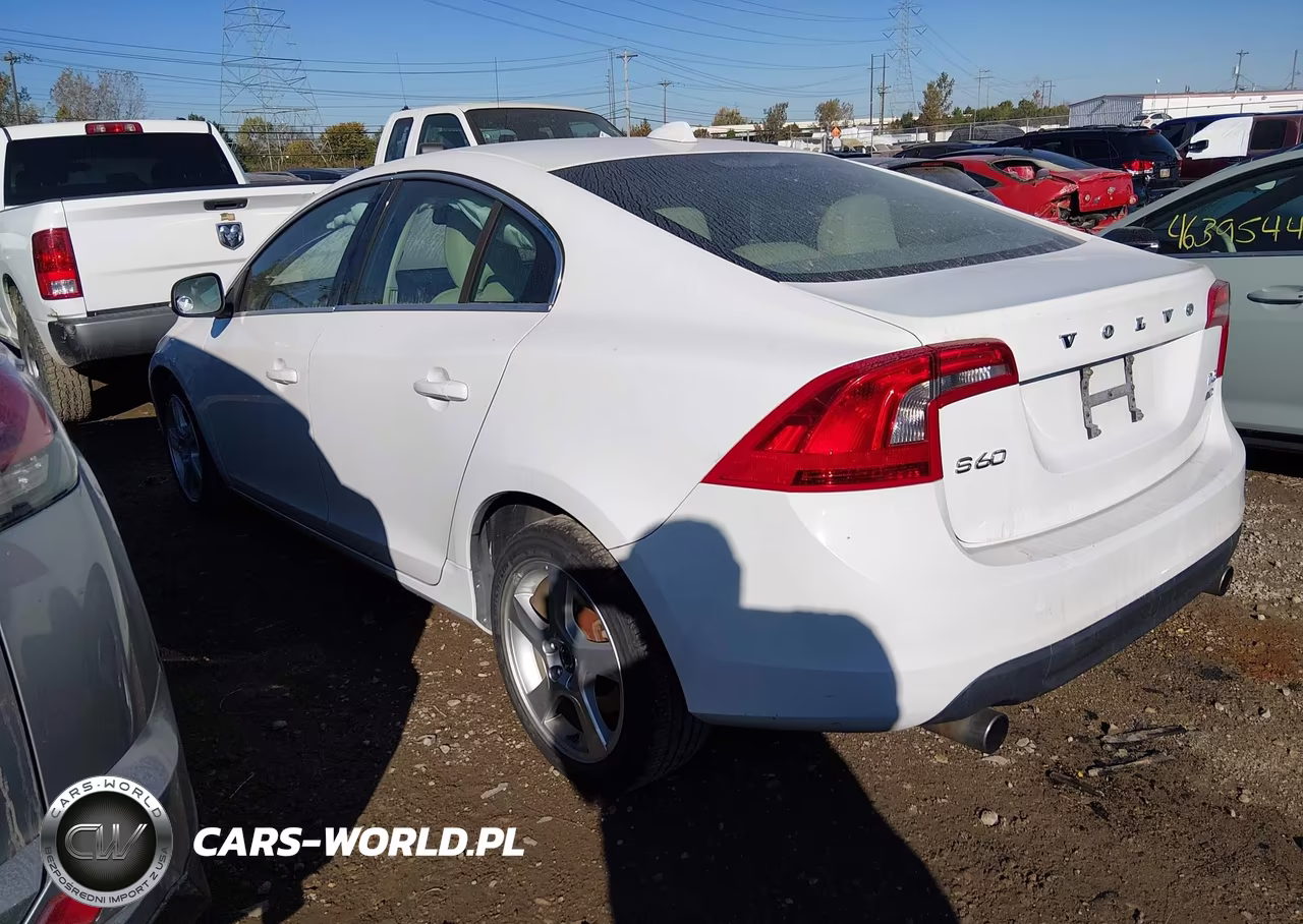 2013 Volvo S60 T5-T5 Platinum-T5 Premier-T5 Premier Plus VIN:YV1612FH8D2172040 - 3