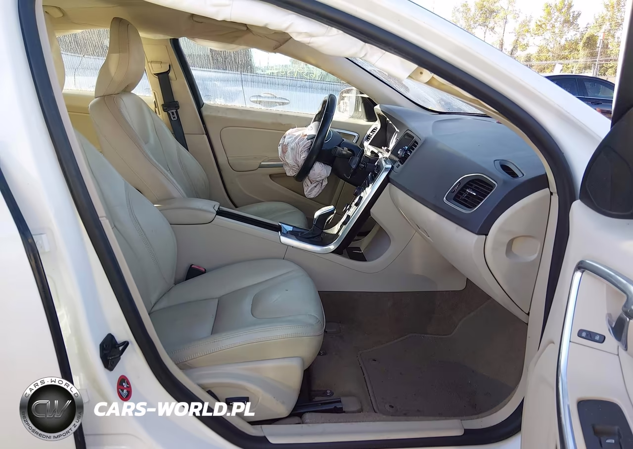 2013 Volvo S60 T5-T5 Platinum-T5 Premier-T5 Premier Plus VIN:YV1612FH8D2172040 - 5