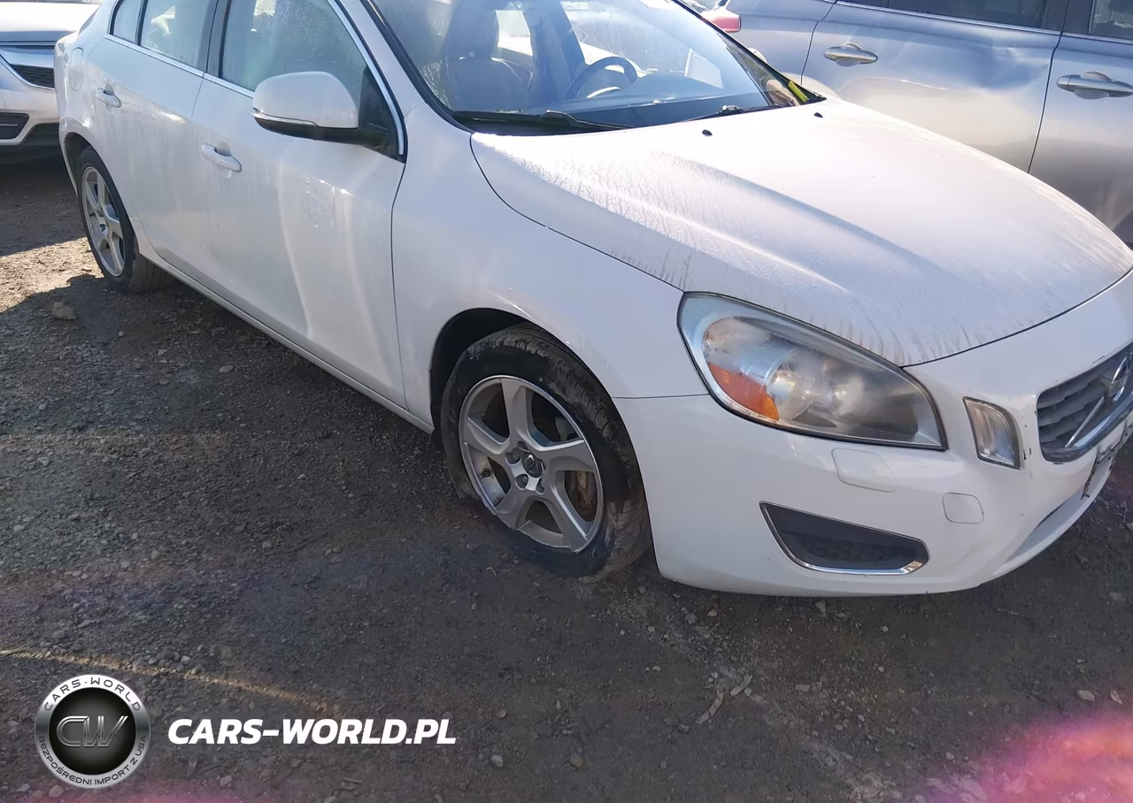 2013 Volvo S60 T5-T5 Platinum-T5 Premier-T5 Premier Plus VIN:YV1612FH8D2172040 - 6