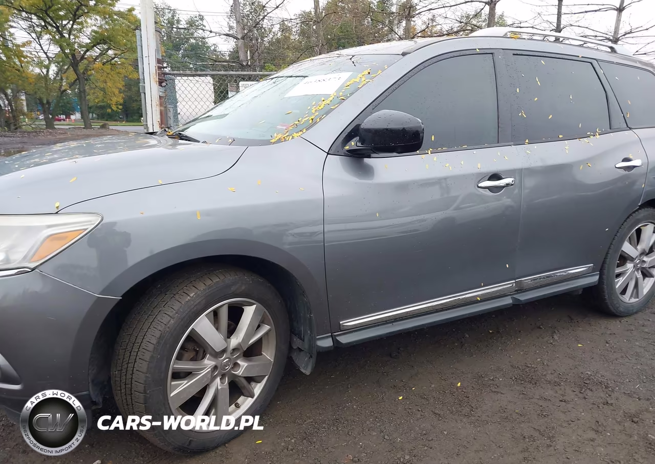 2015 Nissan Pathfinder Platinum VIN:5N1AR2MM3FC710127 - 17