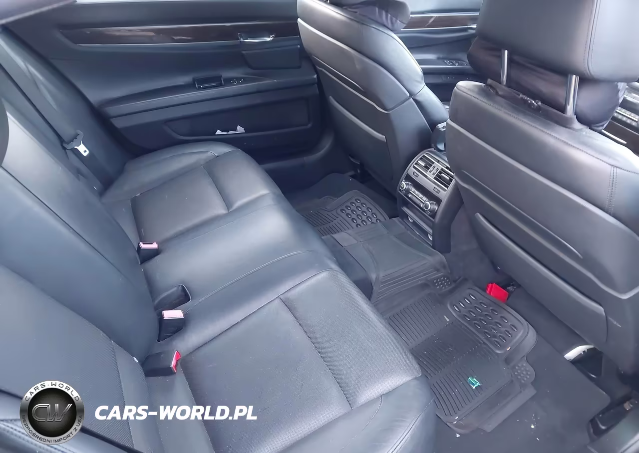 2012 BMW 750Li xDrive VIN:WBAKC8C54CC436775 - 8