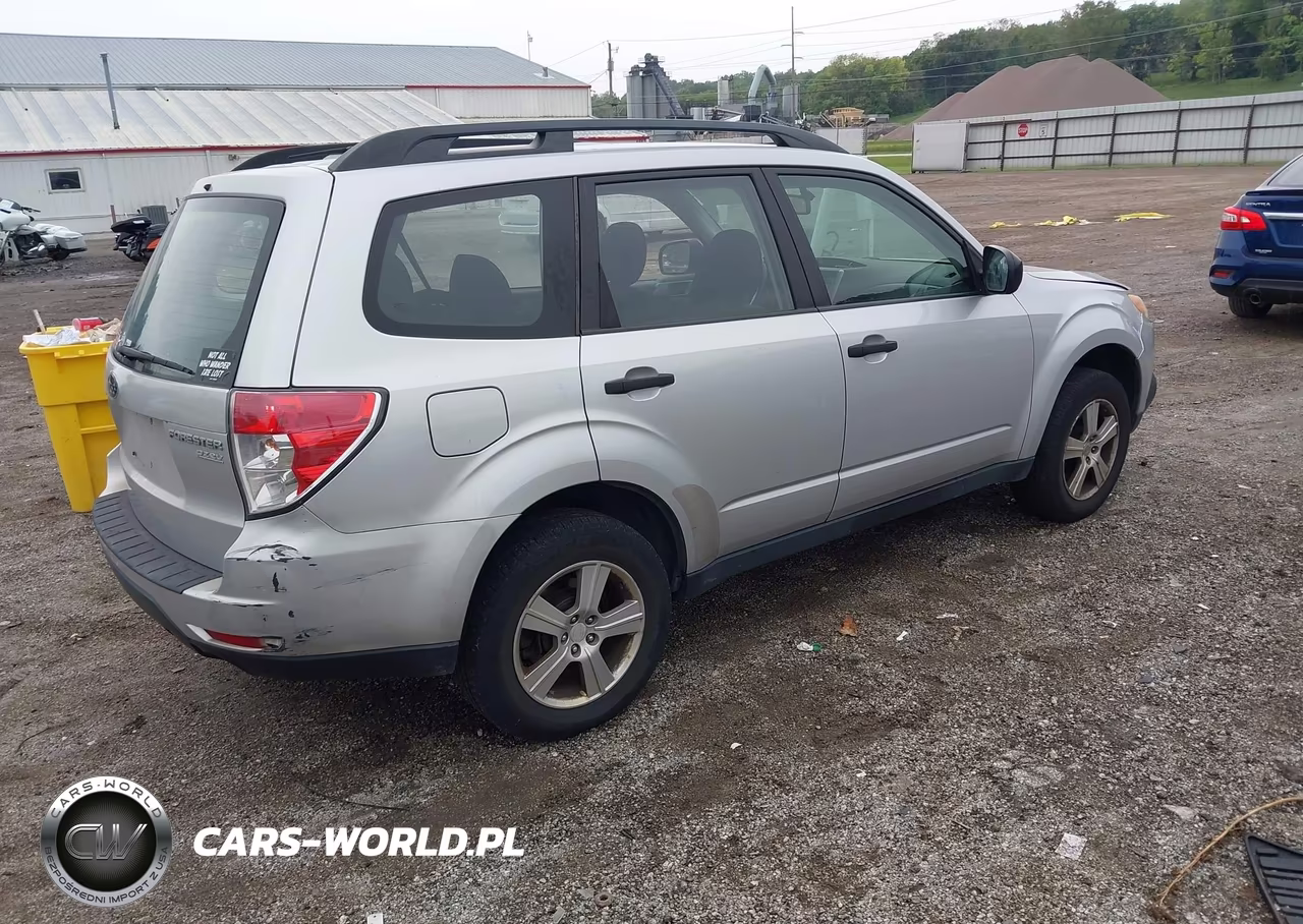 2011 Subaru Forester 2.5X VIN:JF2SHABC6BG751808 - 4