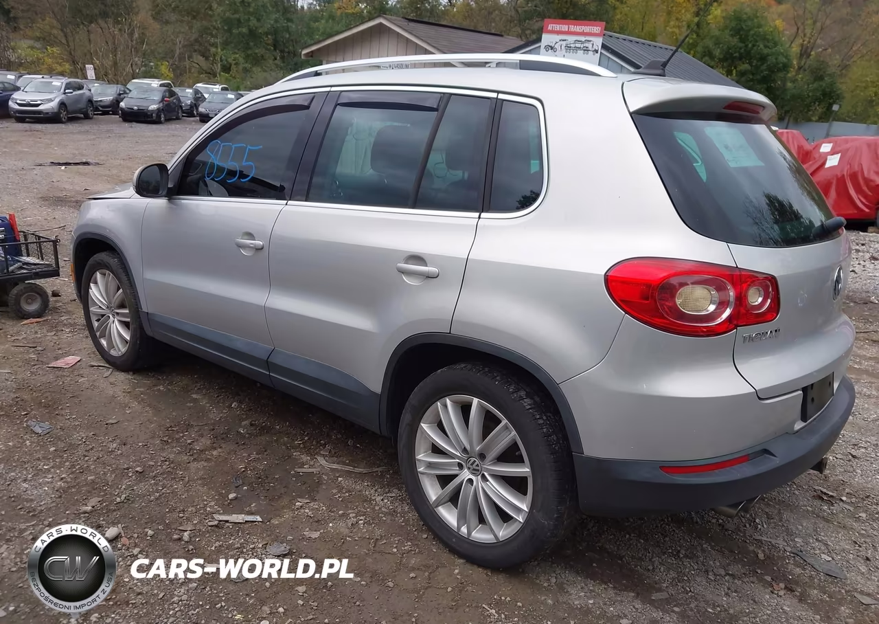 2011 Volkswagen Tiguan Sel VIN:WVGBV7AX4BW561652 - 3