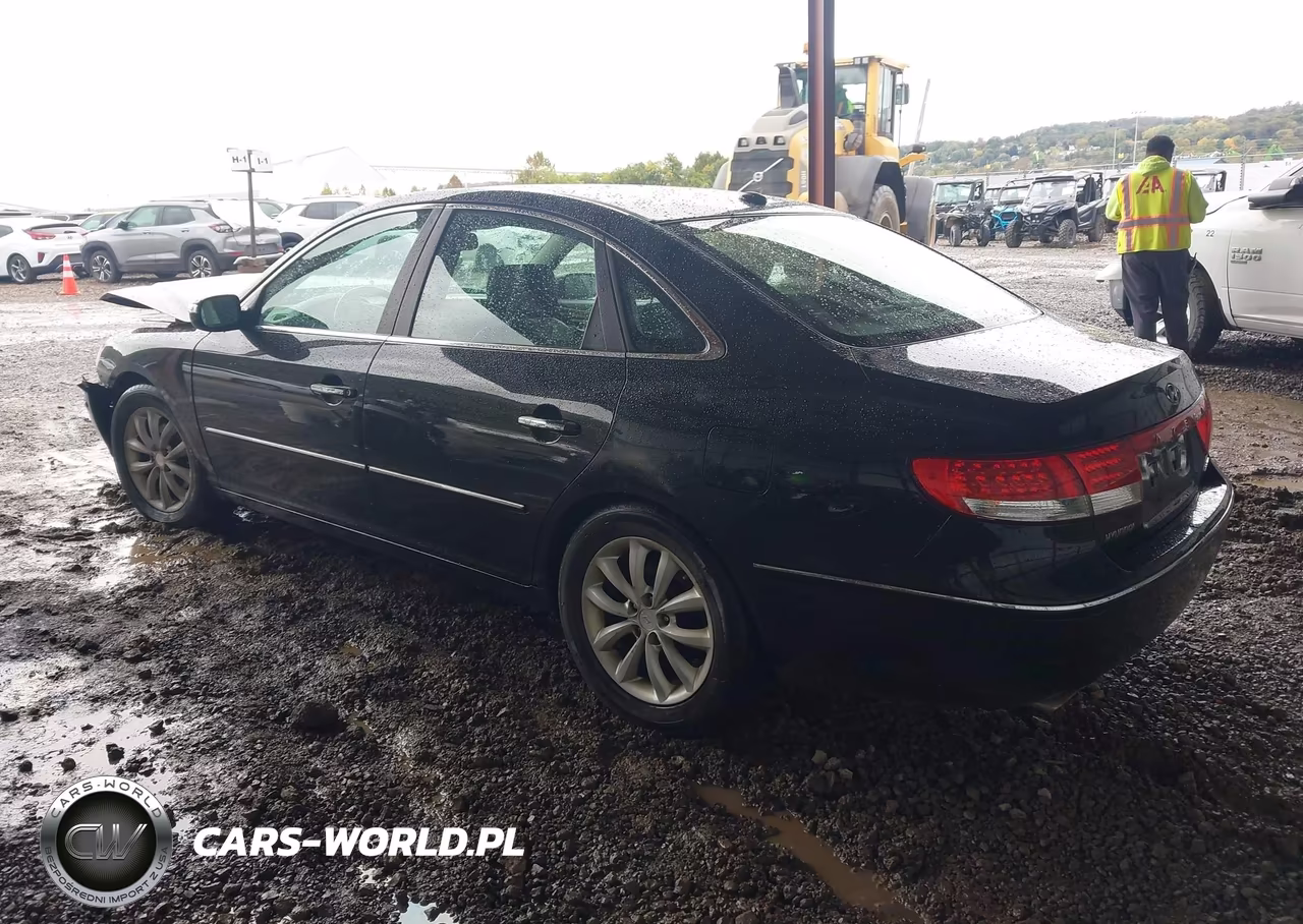 2008 Hyundai Azera Limited VIN:KMHFC46F68A255208 - 3