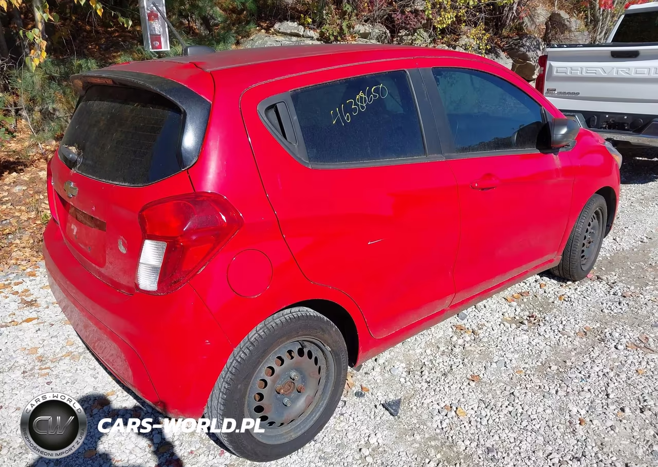 2018 Chevrolet Spark Ls Cvt VIN:KL8CB6SA8JC474996 - 4