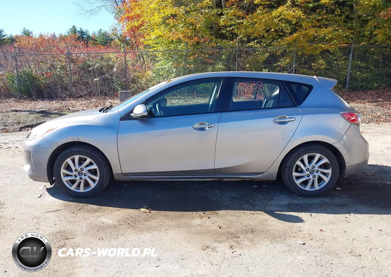 2013 Mazda Mazda3 I Touring VIN:JM1BL1LPXD1741917 - 12