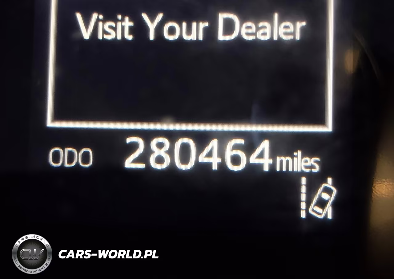 2018 Toyota Camry Le VIN:JTNB11HK8J3005122 - 15