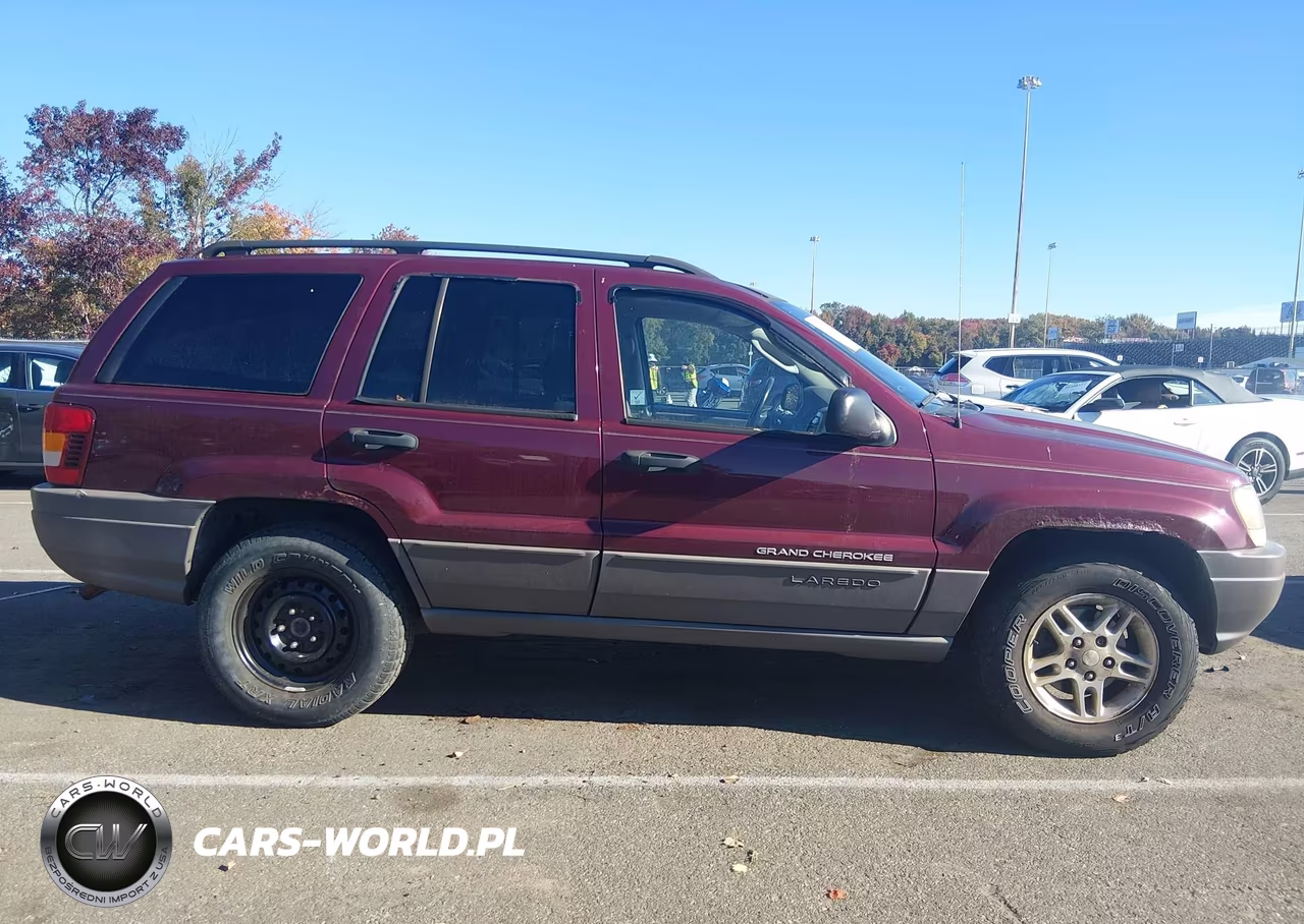 2003 Jeep Grand Cherokee Laredo VIN:1J4GW48S83C557830 - 6